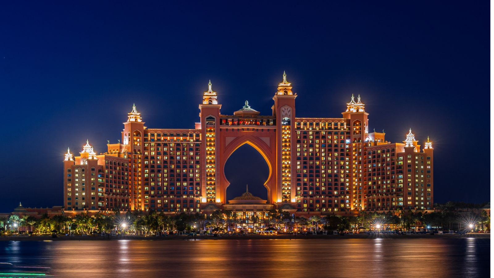 Experience the magic of Dubai